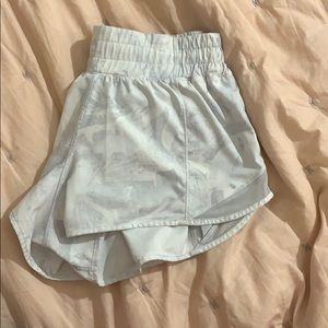 lululemon hotty hot shorts